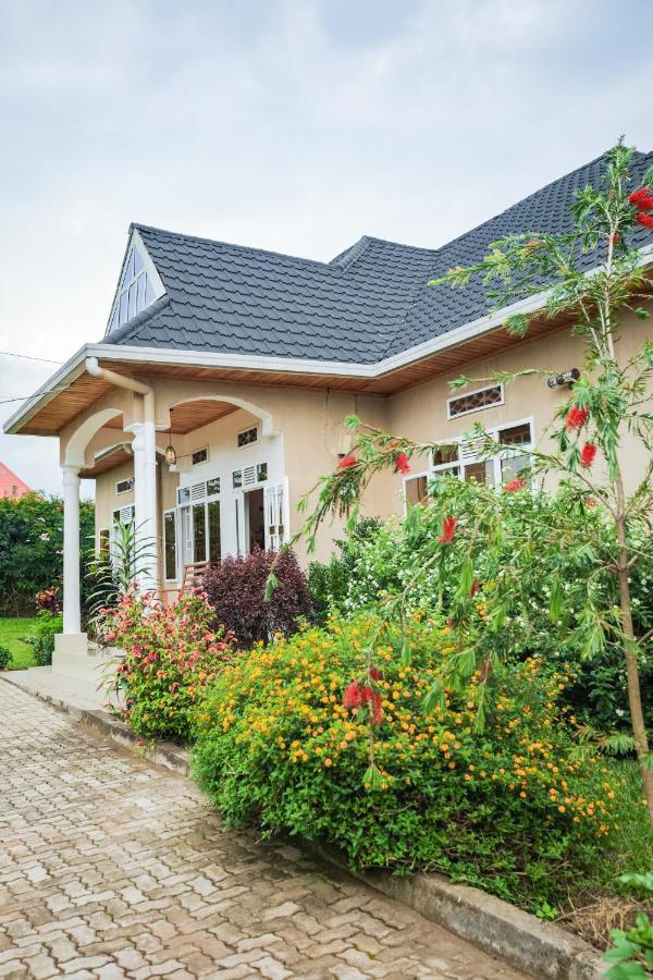 Indani Residence With Exceptional Night Comfort Ruhengeri Dış mekan fotoğraf